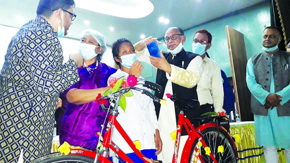 Railways Minister Nurul Islam Sujan launches Sobuj Pata Mobile Apps at a ceremony held in Boda Upazila Parishd auditorium in Panchagarh on Friday.