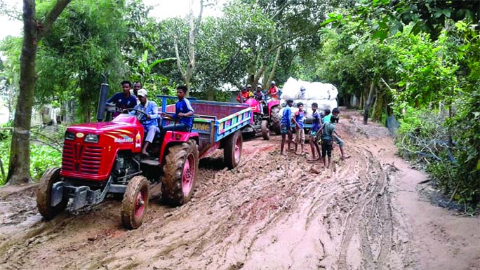 The Harashpur-Mirzapur Road in Bijoynagar upazila of Brahmanbaria district is in bad state. It needs quick repair.