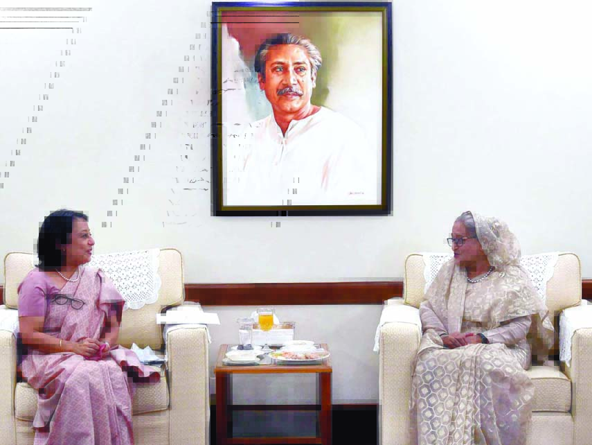 Indian High Commissioner to Bangladesh Riva Ganguly Das pays a valedictory call with Prime Minister Sheikh Hasina at Ganobhaban on Sunday. PID photo