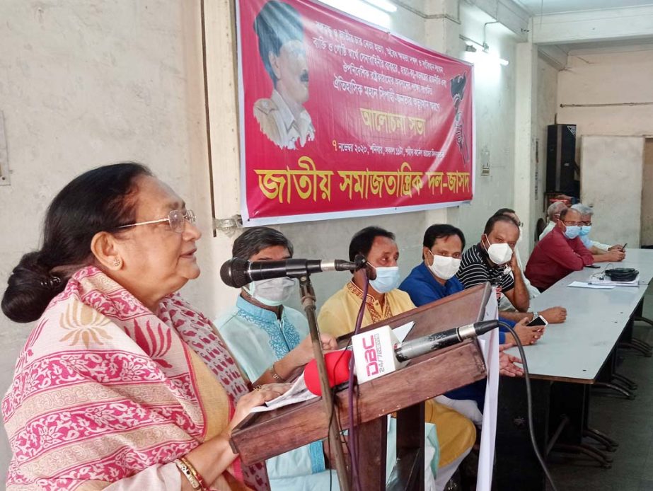 General Secretary of Jatiya Samajtantrik Dal Shirin Sultana speaks at a discussion at its office in the city on Saturday marking Colonel Taher Killing Day.