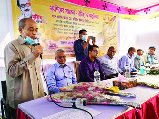 Two-day long workshop of clay artisans organised by Lok O Karushilpi Foundation at Madanpura of Baufal under Patuakhali district ended on Friday calling for endorsing modernism with tradition in production.