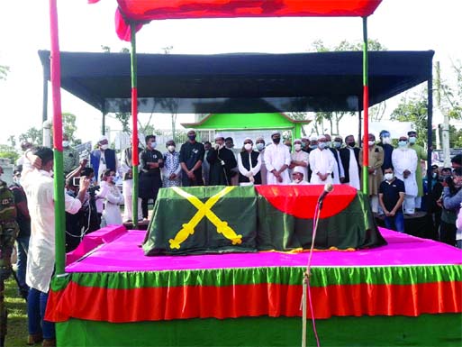 The body of Former Deputy Speaker of the Jatiya Sangsad Colonel (Retd) Shawkat Ali kept at the Central Shaheed Minar in Naria of Shariatpur district on Tuesday to facilitate people to pay last respect to him. Later, he buried at his family graveyard follo