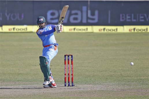 Gazi Group Chattogram opener Liton Das plays a shot on the leg side against Fortune Barishal at Sher-e-Bangla National Cricket Stadium on Monday.