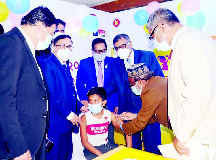 Health and Family Welfare Minister Zahid Maleque witnesses the inauguration of 'Measles-Rubella Vaccination Campaign-2020' in the auditorium of Bangladesh College of Physicians and Surgeons in the city on Thursday.