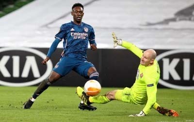 Arsenal's English striker Folarin Balogun (left) scores his team's fourth goal during the UEFA Europa League, Group B football match between Dundalk and Arsenal at Aviva Stadium in Dublin, Ireland on Thursday.