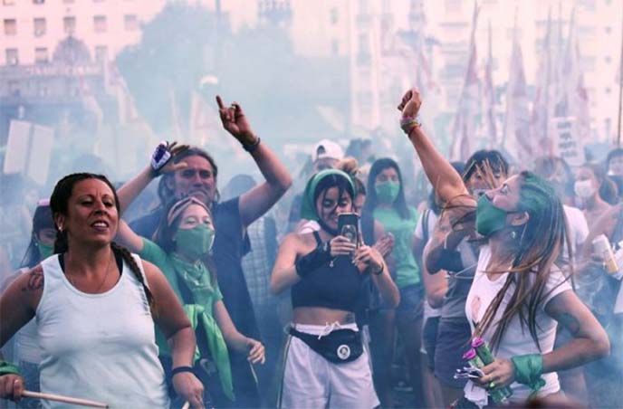 Activists take part in a demonstration in favour of legalising abortion, outside the National Congress in Buenos Aires, Argentina.