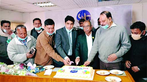 Mostafizar Rahman Mostafa, Mayor of Rangpur City Corporation, inaugurates the 68th anniversary celebration of Daily Ittefaq in Rangpur by cutting a cake.
