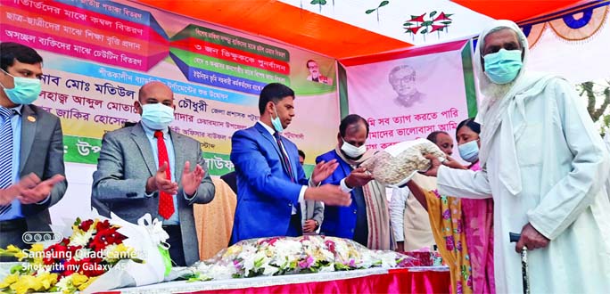 On the occasion of Mujib Year Patuakhali Deputy Commissioner Md. Matiul Islam Chowdhury distributed seeds, blankets, wheelchairs, allowances, and scholarships and three tea stalls among the indigent people and flags among the educational instititutions.