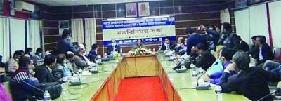 New Deputy Commissioner (DC) of Lakshmipur Anwar Hossain Akand speaks at a views-exchange meeting with local journalists on Wednesday evening.