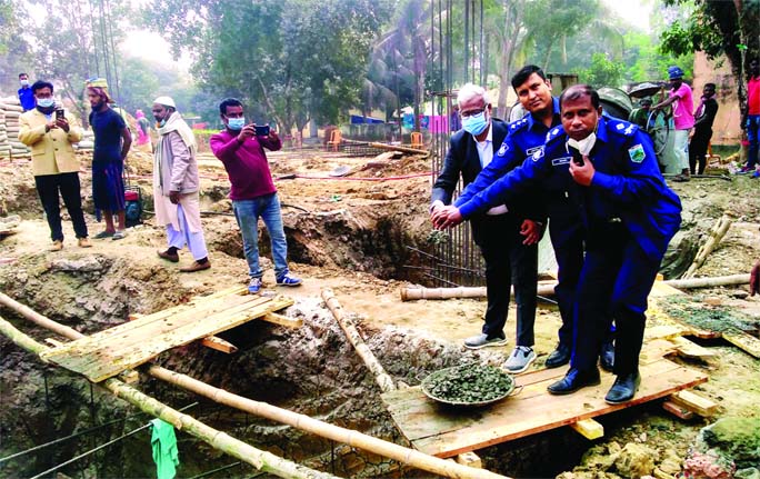 Senior Assistant Superintendent of Police KHM Ershad laid foundation stone of a modern multi-storey police station building in Bogura's Adamdighi Upazila on Wednesday. OC Jalal and PWD's Sub-Divisional Engineer Shahjahan Ali were also present on the occ