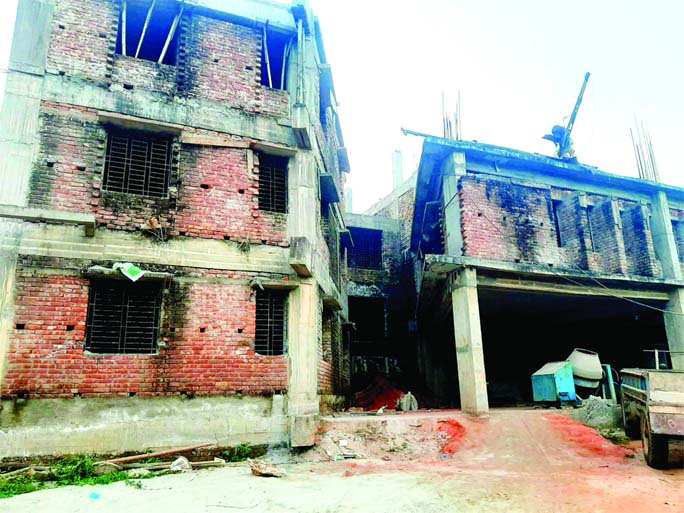 Construction work of Sheikh Hasina Student Hall at Cumilla University is underway.