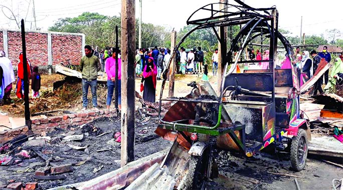 Houses including a CNG-run autorickshaw gutted in fire occurred by electricity line claiming 4 lives of a family at Rupganj in Narayanganj on Saturday.