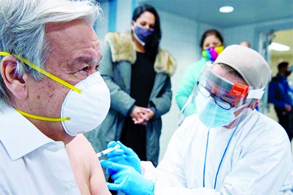United Nations (UN) Secretary-General Antonio Guterres has received his first dose of Covid-19 vaccine in New York.