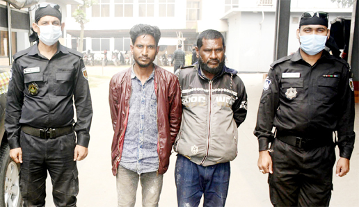 RAB-11 detains two persons with huge quantity of yaba from Sonargaon area in Narayanganj on Friday.