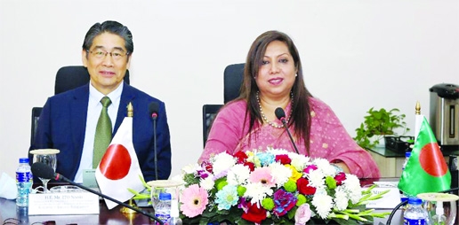 ITO Naoki, Ambassador of Japan to Bangladesh paid a courtesy visit to Sultana Afroz, Secretary and CEO of Public Private Partnership Authority, at the latter's office in the capital on Monday.