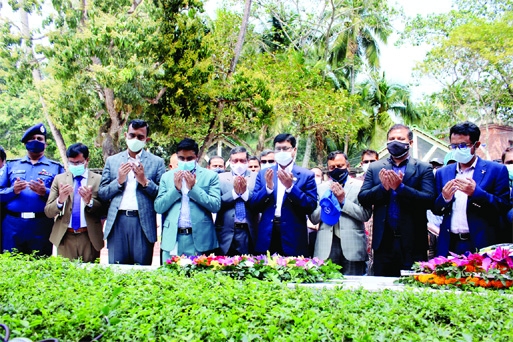 Newly joined Controller General of Accounts Md. Nurul Islam paid homage to the mausoleum of Father of the Nation Bangabandhu Sheikh Mujibur Rahman along with other high officials of the accounts department at Tungipara on 13th February.