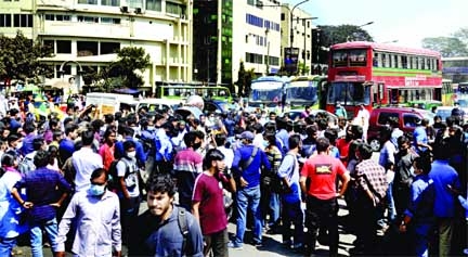 Protesters gather for the second day in the capital's Shahbagh area on Saturday demanding justice for writer Mushtaq Ahmed's death in custody after being imprisoned for almost a year under the Digital Security Act.