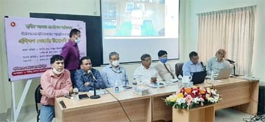 LGRD and Cooperatives Minister Tajul Islam speaks at the inauguration of 'Masonry Trade Course' for the construction workers on Wednesday at the Construction Skilled Training Center in Gazipur.
