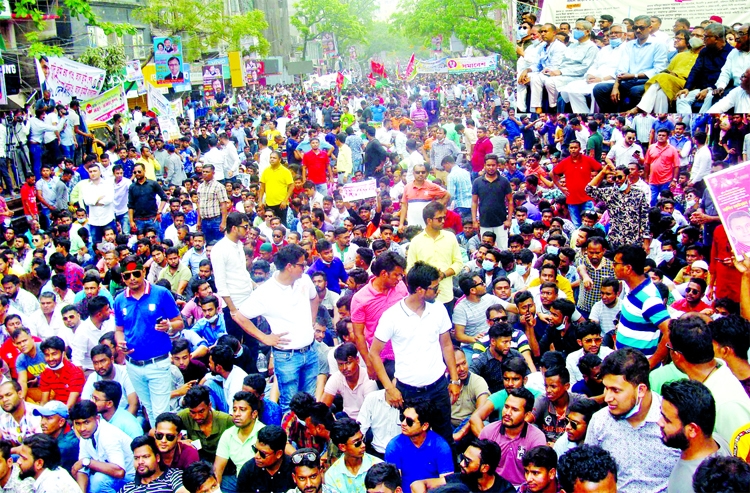 Senior leaders of BNP including Secretary General Mirza Fakhrul Islam Alamgir (inset) attend a rally organized by Dhaka Metropolitan South Unit demanding neutral election, release of Khaleda Zia and repeal of Digital Security Act in front of Khilgaon Talt