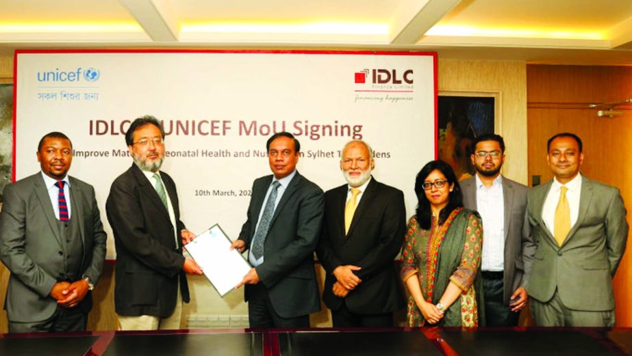 IDLC Finance Limited and United Nations Children's Fund (UNICEF) signed a Memorandum of Understanding to improve Maternal, Neonatal Health Rights and Nutrition in the Tea Gardens of Sylhet on Wednesday. Jamal Uddin, DMD of IDLC Finance Limited and Tomoo