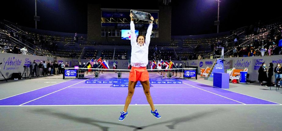 Sara Sorribes Tormo celebrates after wining the WTA Tour title in Guadalajara, Mexico on Saturday.