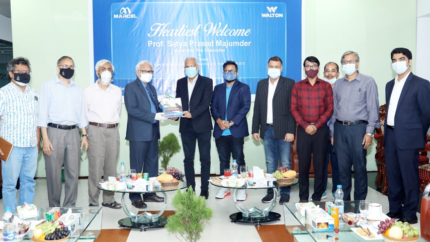 WHIL Vice-Chairman SM Shamsul Alam and Managing Director Engineer Golam Murshed welcome BUET VC Prof. Dr. Satya Prasad Majumder at Walton factory.