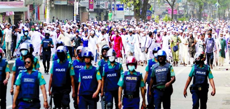 Pro-Islam parties stage demonstration on Friday protesting the fourthcoming visit of Indian Prime Minister Narendro Modi to Bangladesh.