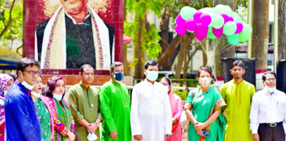 Controller General of Accounts (CGA) Md. Nurul Islam offered deep respect with floral tribute to Bangabandhu Sheikh Mujibur Rahman at Hishab Bhaban in the capital on Friday (26th March).