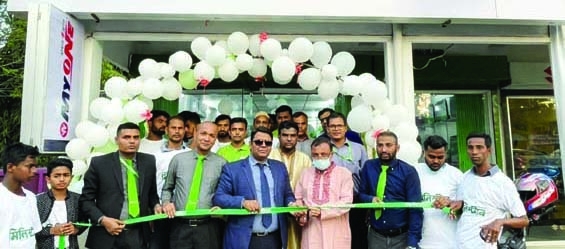Abdur Rauf Talukder, Bakshiganj Upazila Chairman, inaugurating a new showroom of Minister Group at Srimangal Road in Moulvibazar recently as chief guest. Golam Shahriar Kabir, Executive Director, other officials of Minister Group and local elites were pre