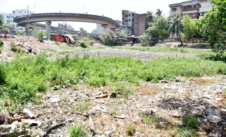 A canal on the verge of extinction owing to dump with wastages. The snap was taken from Khilgaon U-loop in the city on Tuesday.