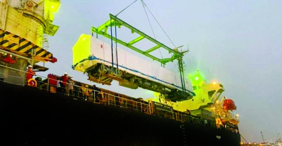 The first consignment of Metrorail bogies has reached Dhaka on Wednesday. Photo shows a bogy being disembarked at Mongla Port.