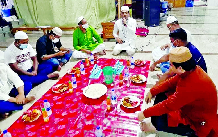 Distinguished Alem of Islamic Foundation Madrasa, among others, at a Doa and Iftar Mahfil organised by Suprovat Sharir Charcha Sangha in the city on Thursday for the salvation of the departed soul of its founder and Managing Director of Welltouch Apparels