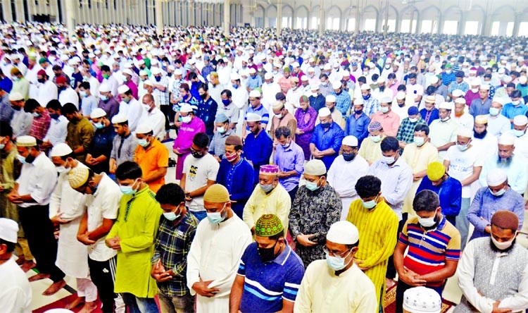 Devotees take part in Juma’atul Wida prayers on Friday inside Baitul Mukkaram National Mosque.