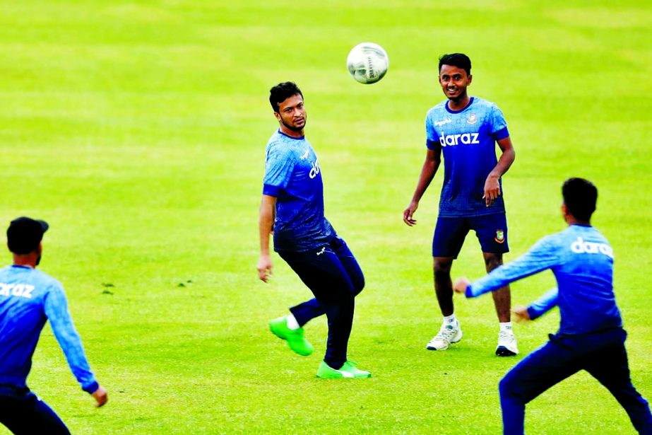 Cricketers of Bangladesh preliminary squad take part for a few moments in their practice session before the rain washed out their training programme at the Sher-e-Bangla National Cricket Stadium in the city's Mirpur on Tuesday.