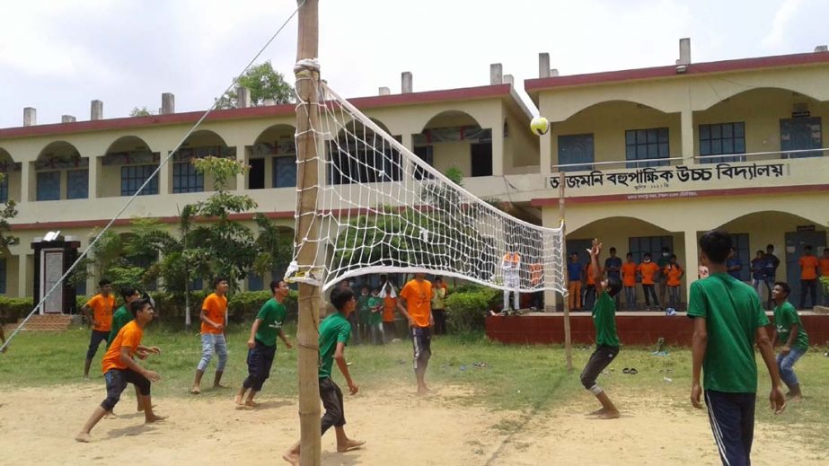 An action from the practice volleyball match of the students of the Ajmoni Bahupakhkhik High School at the School Ground in Moulvibazar Sadar upazila in Moulvibazar district on Sunday.