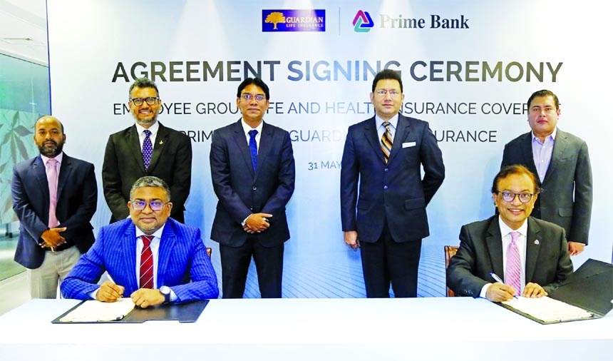 Ziaur Rahman, SEVP & Head of HR Division of Prime Bank Limited and Mahmud Afsar Ibne Hossain, EVP & Head of Group Insurance of Guardian Life Insurance Limited (GLIL), signing an agreement to provide comprehensive life insurance benefits to the bank's emp