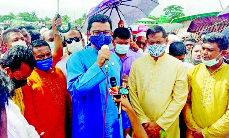 State Minister for Shipping Khalid Mahmud Chowdhury briefs the journalists after inspecting Galachipa Launch Ghat in Patuakhali on Friday.