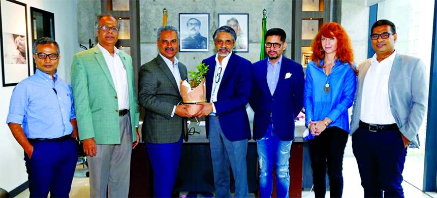 A delegation of UNDP headed by Khurshid Alam, Assistant Resident Representative, met the BGMEA President Faruque Hassan at the latter's office in the capital on Thursday.