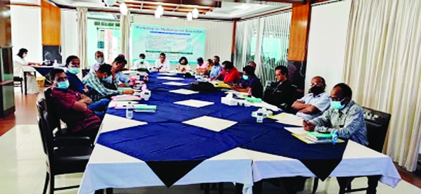 A view of a mediation workshop for journalists held in a hotel in Rangpur on Saturday organised by People's Mediation Center in collaboration with Bangladesh International Mediation Society (BIMS).