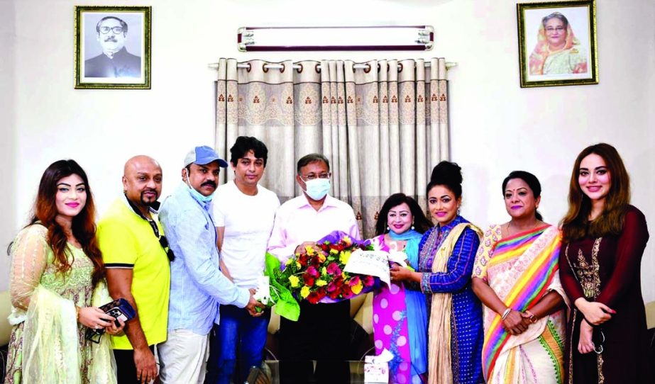 Leaders of Bangladesh Cine Artistes Association greet Information and Broadcasting Minister Dr. Hasan Mahmud at his residence in the city on Tuesday for passing Cine Artistes Welfare Trust Act.