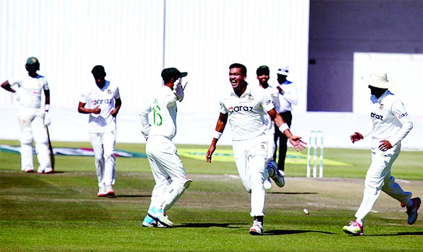Pacer Taskin Ahmed (second from right) of Bangladesh celebrates with teammates after dismissal of Regis Chakabva of Zimbabwe on the fifth and final day of the Test match at Harare Sports Club Ground in Zimbabwe on Sunday.