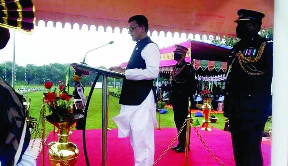 State Minister for Shipping Khalid Mahmud Chowdhury speaks at the concluding parade of the 96th recruit batch of BGB's Fulbari battalion at Fulbari in Dinajpur on Saturday.