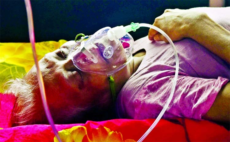 An elderly person was rushed to Dhaka Medical College Hospital from Feni by her relatives after she suffered from respiratory difficulties and showed other coronavirus symptoms.