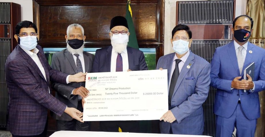 Md. Nazrul Islam Mazumder, Chairman of EXIM Bank Limited handing over a cheque of $25,000 to Foreign Minister Dr. AK Abdul Momen, MP in a program held at state guest house Padma on Thursday as the sponsored screening of the Documentary of Bangabandhu Shei