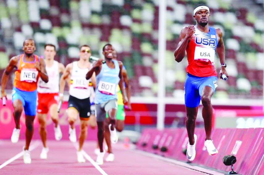 Rai Benjamin of the United States crosses the line to win gold during the Tokyo Olympics men's 4 x 400m relay at the Olympic Stadium, Tokyo, Japan on Saturday.