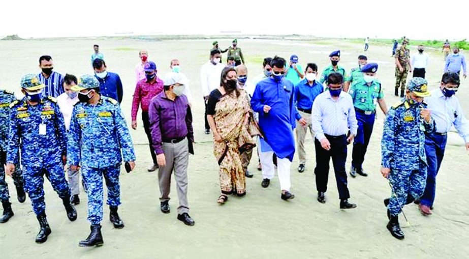 State Minister for Shipping Khalid Mahmud Chowdhury, Shipping Secretary Mohammad Mezbah Uddin Chowdhury, PPP Authority CEO Sultana Afroz, Port Chairman Rear Admiral M Shahjahan, Port Member Md. Zafar Alam and Secretary Omar Farooq pay a visit to the Bay T