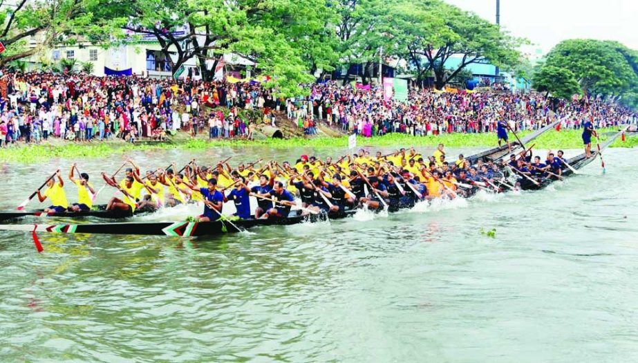 A boat race was held in the Buriganga River on Tuesday under the auspices of Shipping Ministry marking the birth day of Prime Minister Sheikh Hasina. NN photo