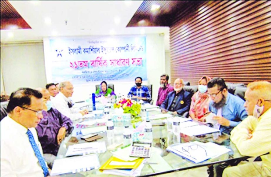 Shahida Anowar, Chairperson of the Board of Directors of Islami Commercial Insurance Company Limited, presiding over its 21th AGM held at the head office of the company in the capital recently. M.G. Faruk, Mohammad Yahya, Nusrat Jahan Tania, Md. Ashik Hos