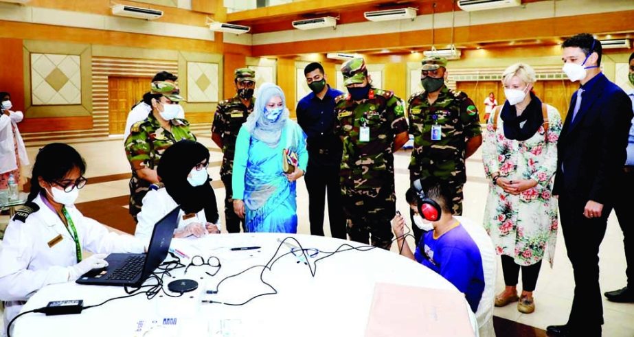 Wife of QMG of Bangladesh Army visits Hearing Screening Camp organised at Proyash School in Dhaka Cantonment on Wednesday. ISPR photo