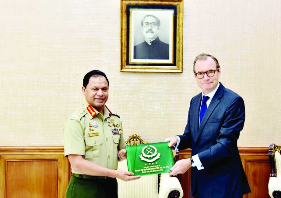 UK Envoy to Bangladesh Robert Chatterton Dickson pays a courtesy call on Chief of Army Staff General SM Shafiuddin Ahmed at the Army Headquarters in Dhaka on Saturday. ISPR photo